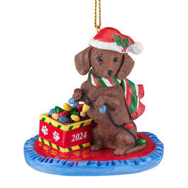 Dog Annual Ornament DachsRed 6428 0928 a main