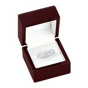 Wrapped in Romance Personalized Diamond Ring 12032 0015 g giftbox